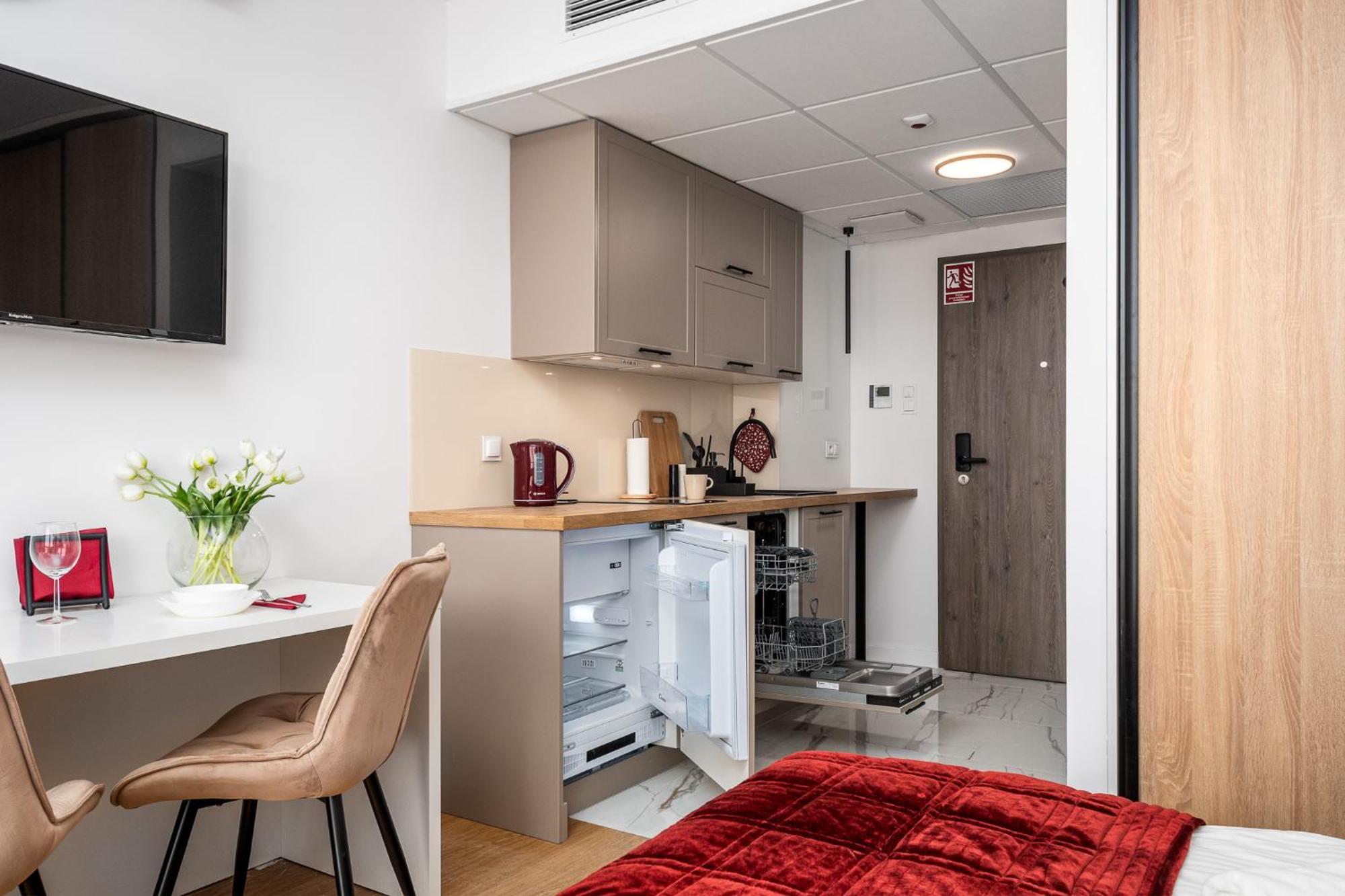 Pileckiego Residence Varsavia Esterno foto