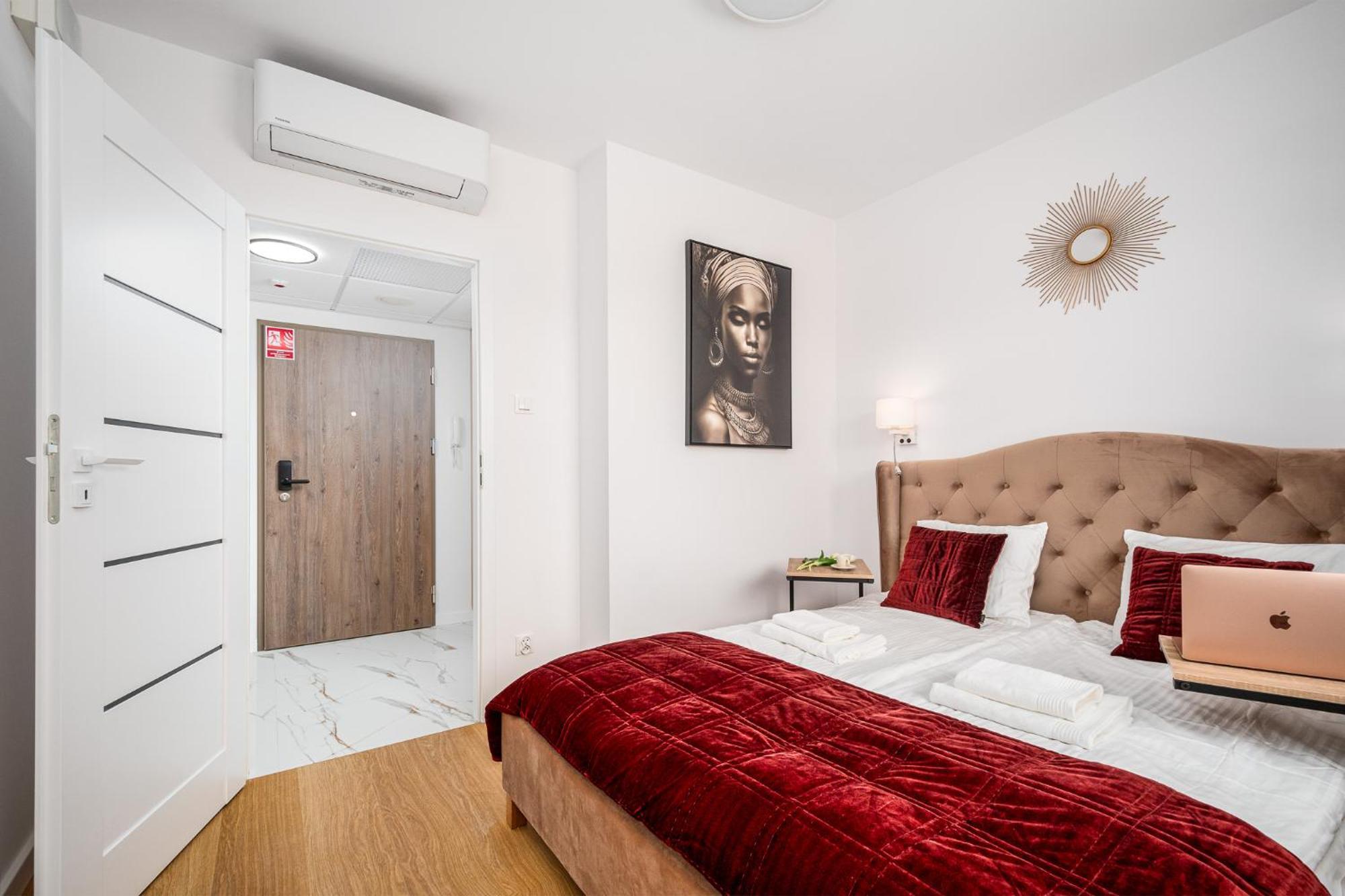Pileckiego Residence Varsavia Esterno foto